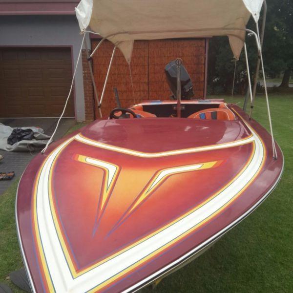 Raven Ski Boat 115 Mercury Enjin