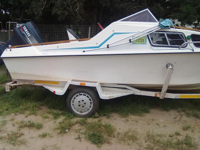 Barronet 17 for sale with 90hp Yamaha trim tilt