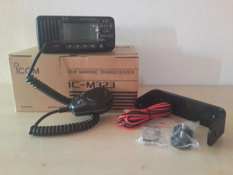 ICOM IC-M323 VHF MARINE RECEIVER