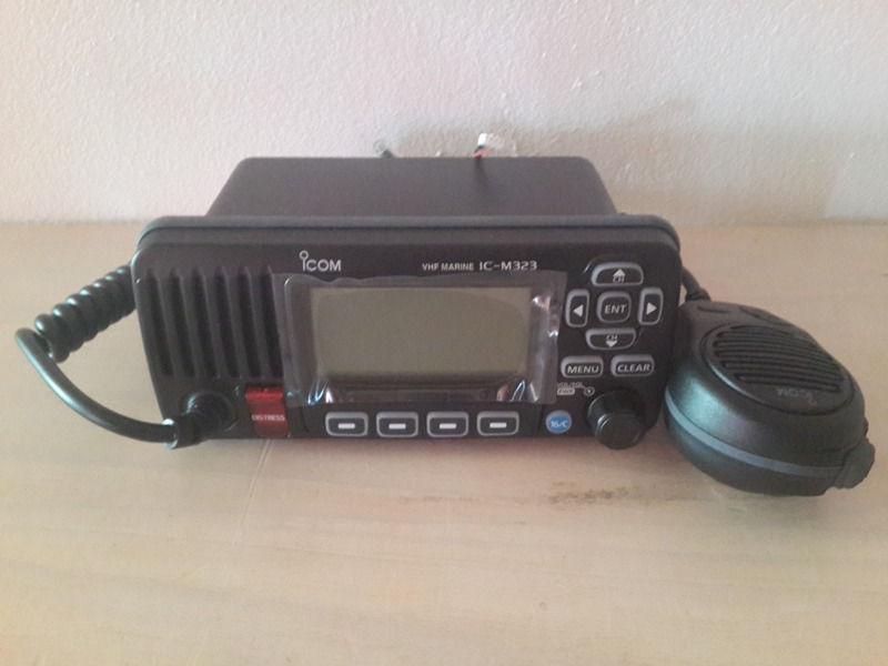 ICOM IC-M323 VHF MARINE RECEIVER