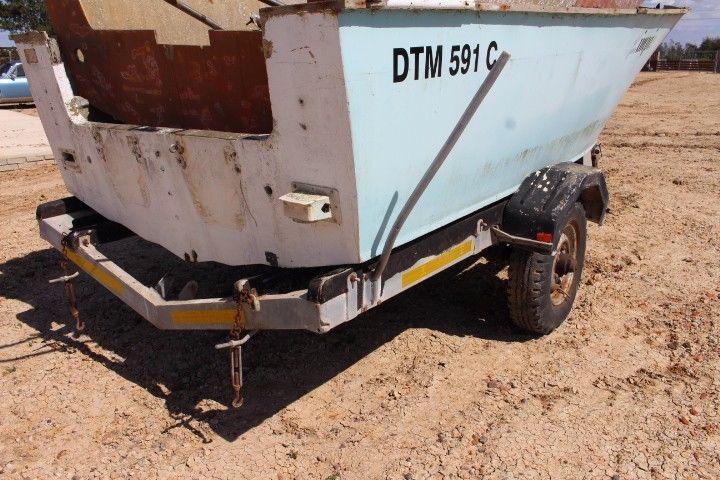 19ft ace craft Project boat and Galvanized trailer for sale