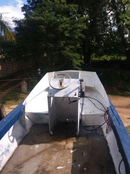 King fish 5m hull and trailer