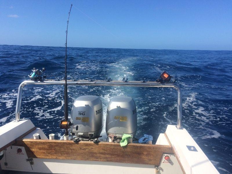 Outboard motors 2 x 90hp four stroke Honda