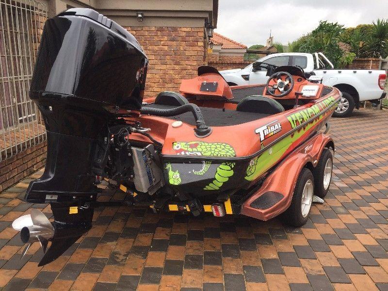 2015 bass boat on trailer for sale!!!