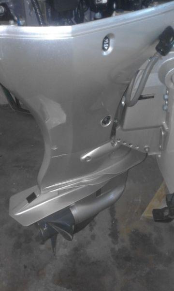 Honda 90 V-Tec outboard motor