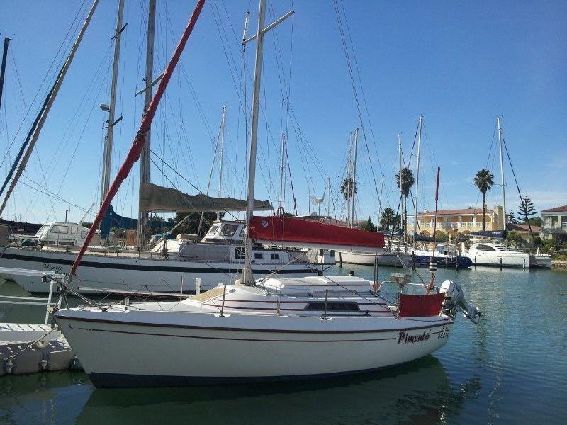 Holiday 23 in excellent condition