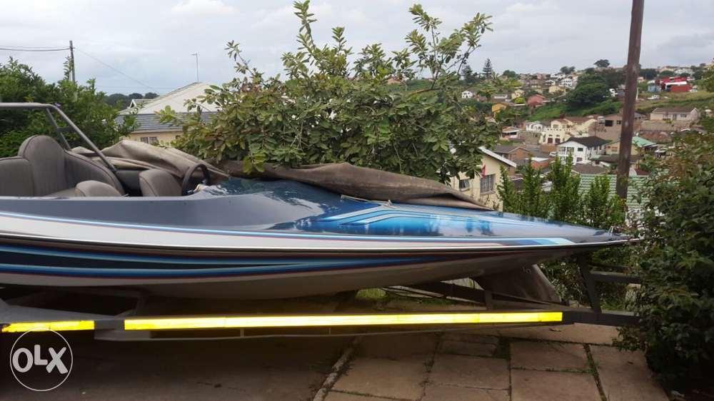 Phoenix Speed boat 5st+ motor