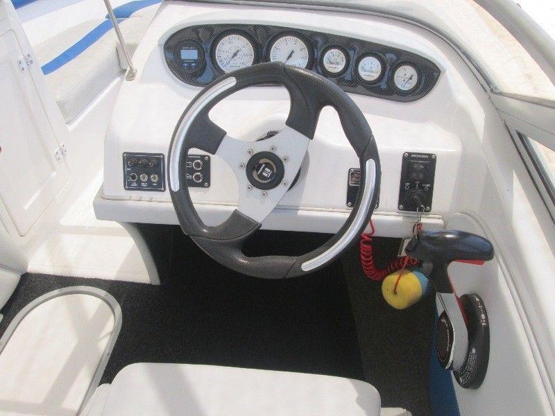 Countess 190 with a Honda BF150 hp Four stroke engine