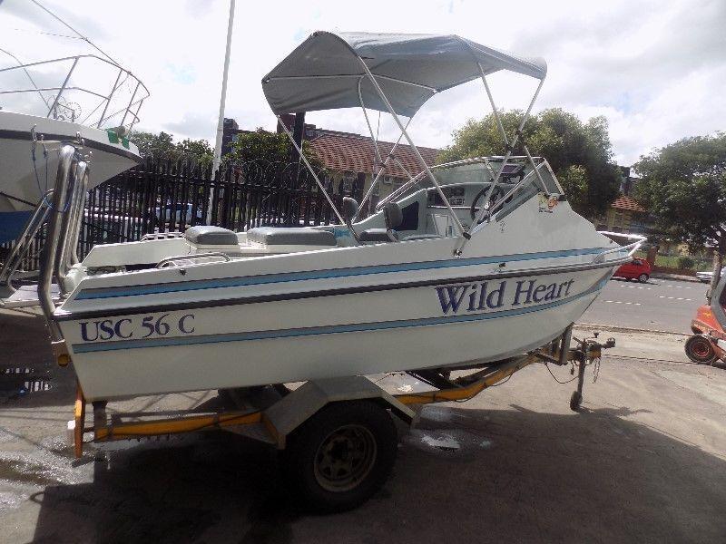 yeld cat 15,6 on trailer 2 x 40 hp yamahas enduros electric/pull starts !!!!!!!!!