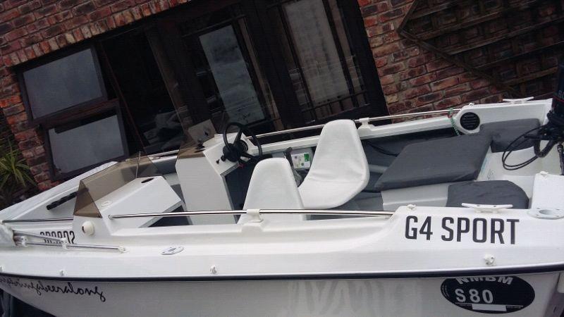 G4 SPORT BOAT WITH 60HP YAMAHA 2-STROKE OUTBOARD MOTOR