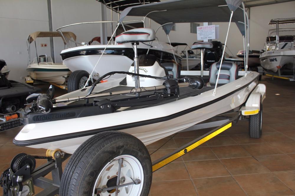 Bass Seeker 480 with 90 Hp Suzuki Four stroke