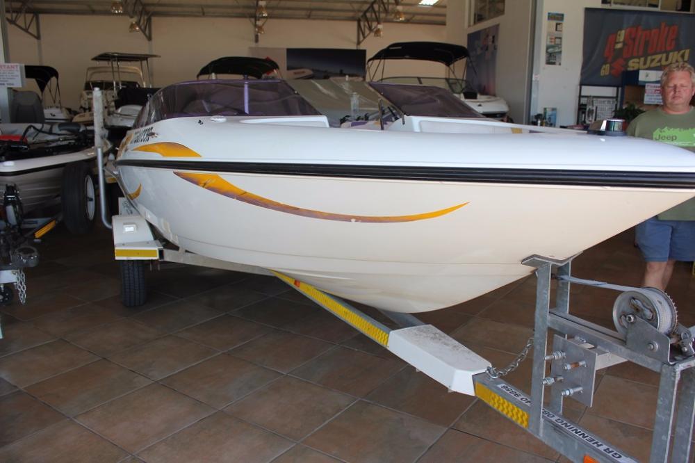 Viking Velocity with 125 Hp Mariner