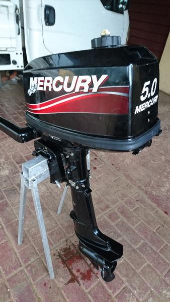 5hp Mercury 2-stroke Outboard Motor - Very good condition