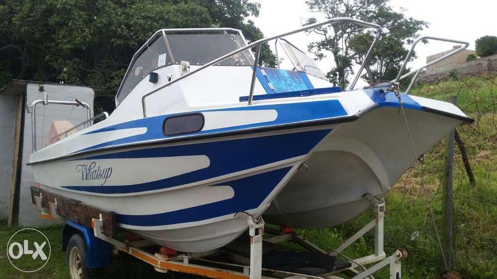 18.6 C-Cat Boat