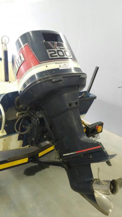 200HP YAMAHA ON RAVEN - For Sale or Swop!