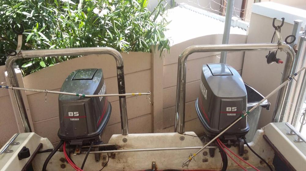 2x Yamaha 85 Boat Motor