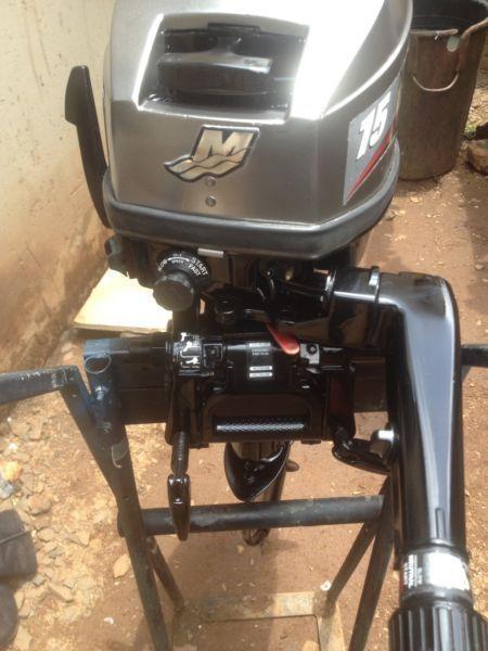 Selling 15hp mariner outboard motor