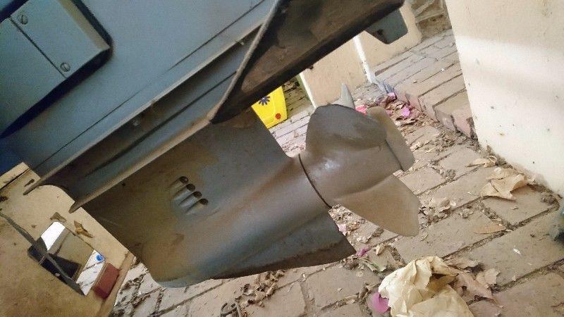 135 V4 Evinrude Motor with Controls