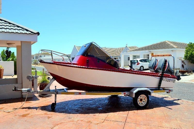 15.6 Foot Coast Craft with 2x40hp Mariner motors for sale!!**