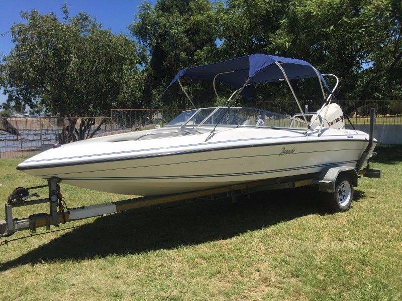 2010 Panache 1850 with 200hp Evinrude E tec