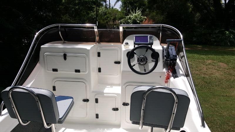 2015 Seacat 510 with 2 x 60hp 4 stroke Yamaha motors