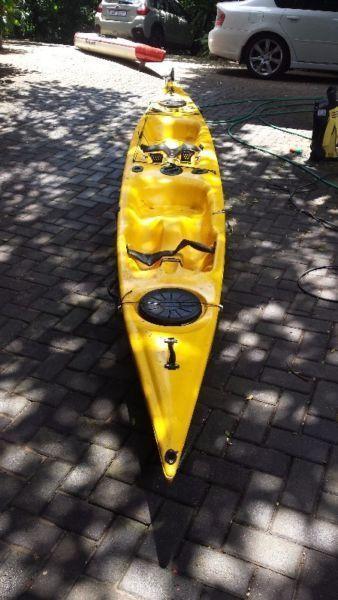 2 Seater Plastic Kayak SOLD 30.01.17