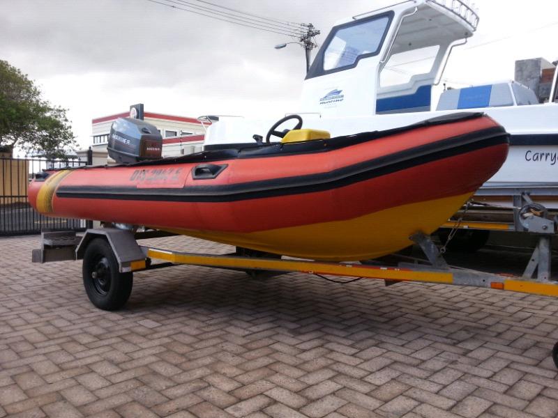 4.2m Gemini Waverider. Fully rigged. 60hp Mariner with t/t