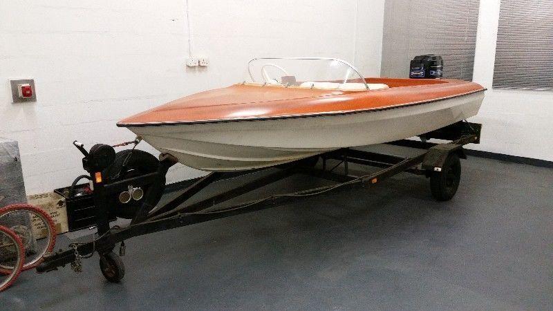 Boatlocker Speed Boat with 65HP Mercury Outboard