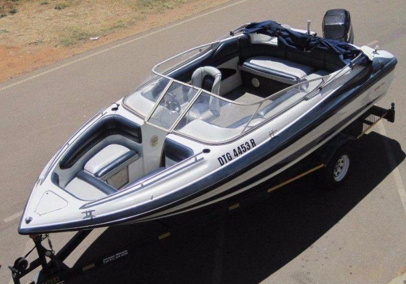2005 Raven Spectre with 200hp Mercury EFI Salt Water Edition