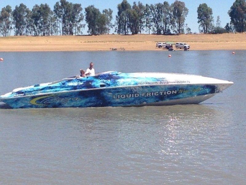 38ft BAJA OFF SHORE POWERBOAT(Liquid Friction edition)2x8,1L V8 H.O.EFI Mercruiser powered 850hp