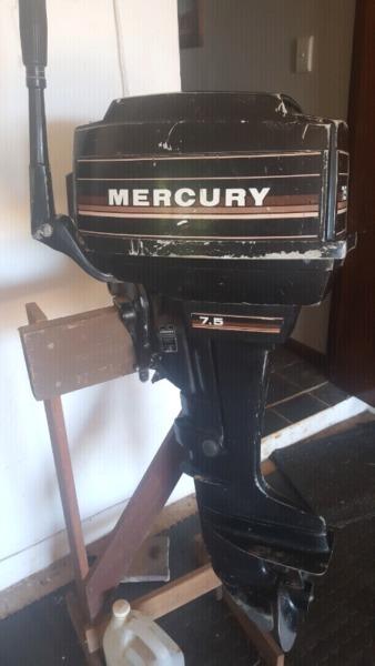 7.5 hp Mercury outboard motor