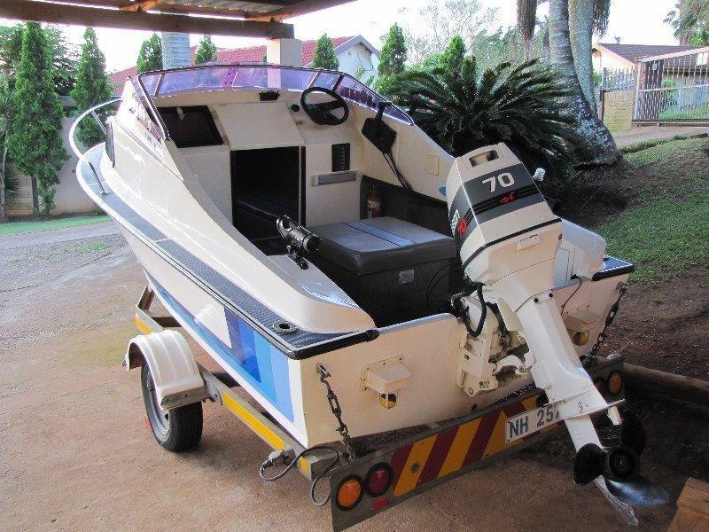 Ace Craft 15.6 Cabin Boat