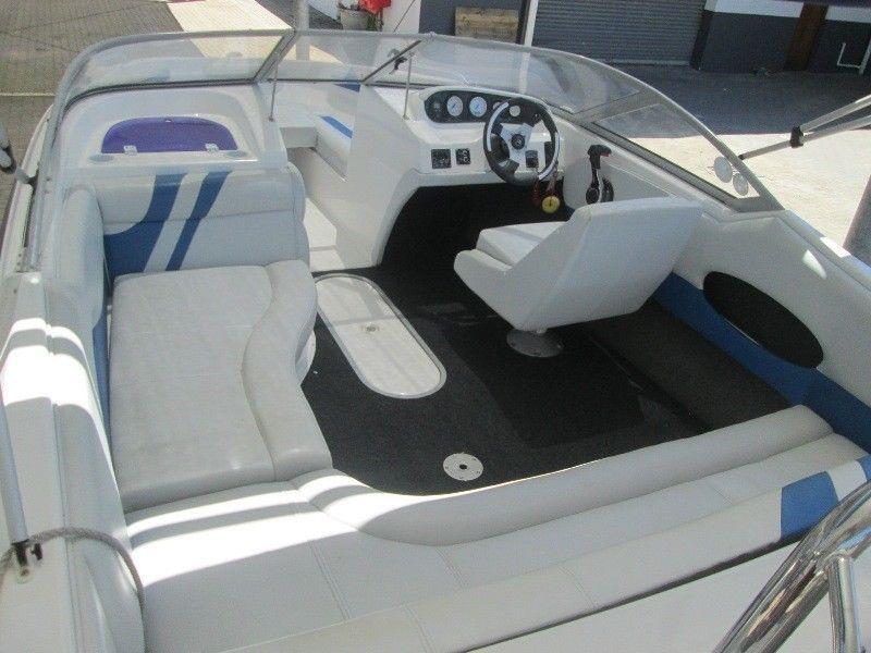 Countess 190 with a Honda BF150 hp Four stroke engine