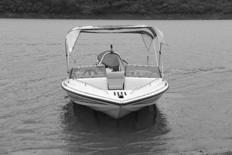 Scimitar 18foot Family boat for sale