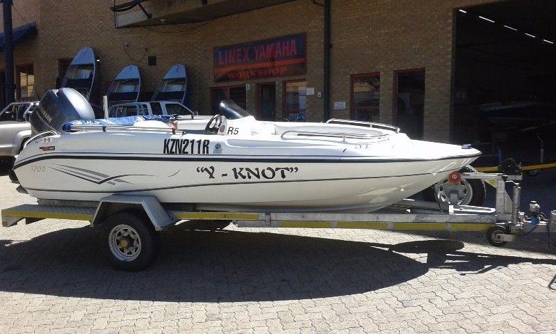 Perfect condition 2011 Raven Excaldo with Yamaha 4stroke 150 HP outboard - Linex Yamaha Summer Deal