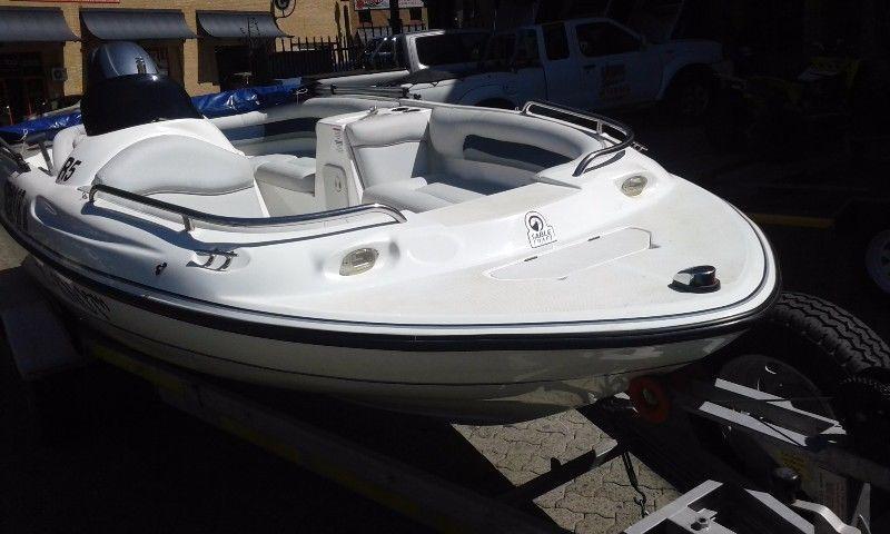 Perfect condition 2011 Raven Excaldo with Yamaha 4stroke 150 HP outboard - Linex Yamaha Summer Deal