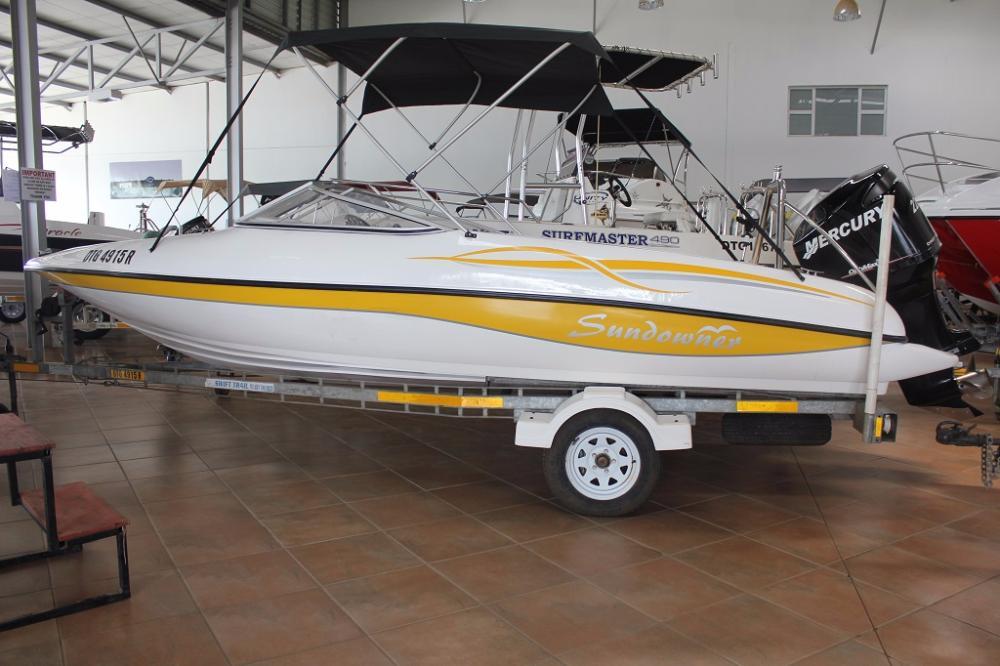 Sundowner with 225 Hp Mercury Optimax