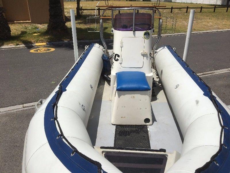 Gemini 4.5 Rubberduck with 2 x 30 HP motors for sale