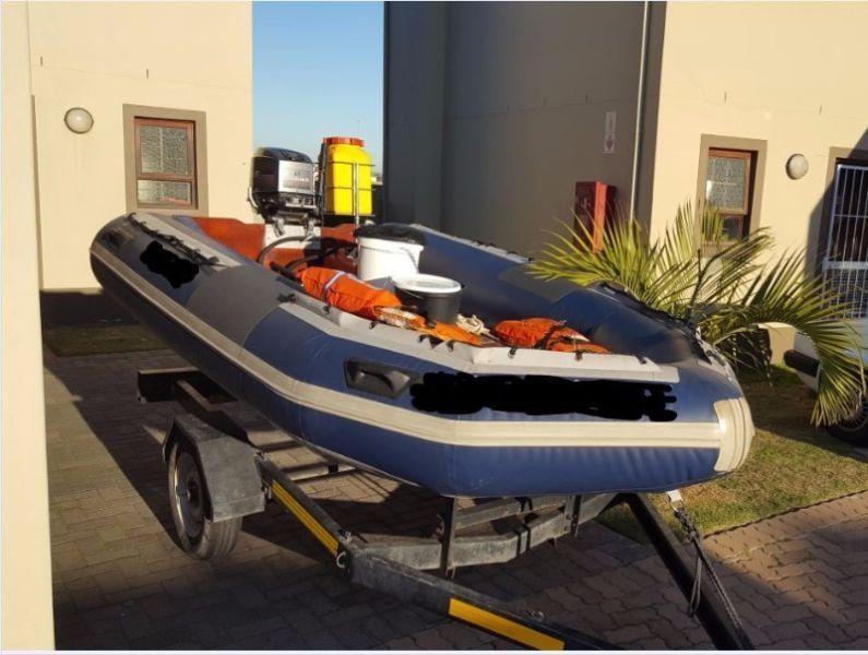 3.8m Rubberduck for Sale!