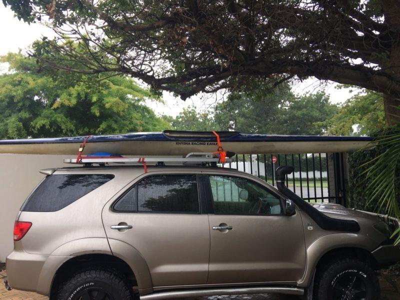 Knysna racing kayak R2500 stiletto