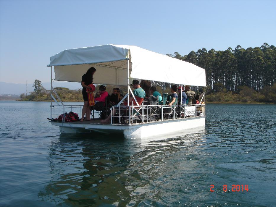Fiberglass pontoon boat 6x3 on trailer