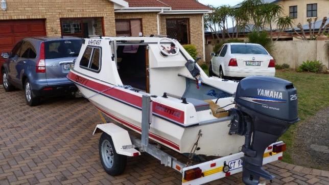 Sportster cabin boat with Yamaha 25 hp four stroke
