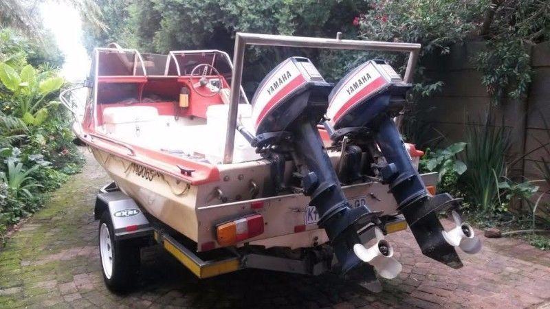 Ski Boat with 2 x 35 HP Yamaha Long Shaft Outboard Motors