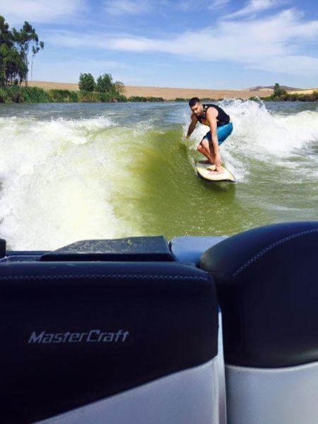 2016 MasterCraft X20 400 HP Wakeboard Boat