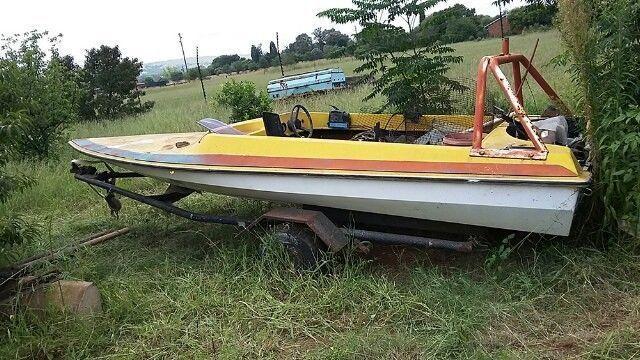 Boat for Sale(For rebuild)