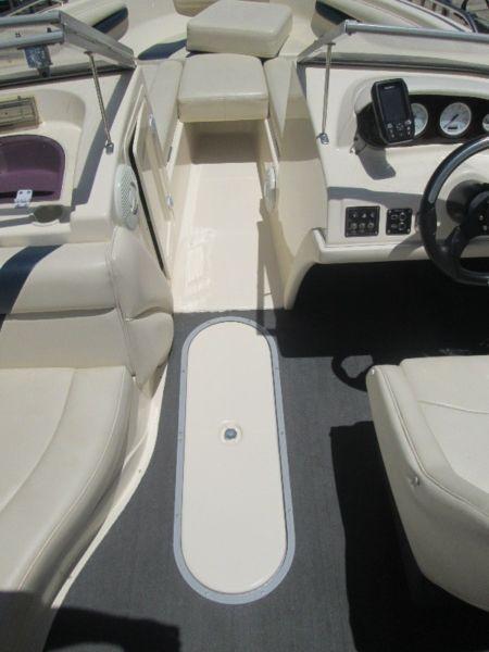 Countess 190 with a Honda BF150 hp Four stroke engine