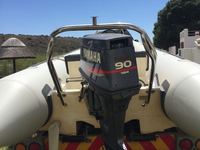 Prestige 470 - Cat hull -excellent condition 