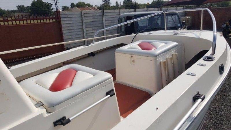2 x Mariner 30Hp Outboard Motor on Super Cat 14Ft