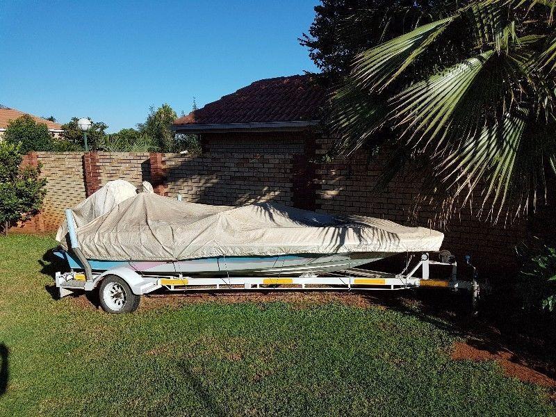 SKI-BOAT FOR SALE - R 75 000