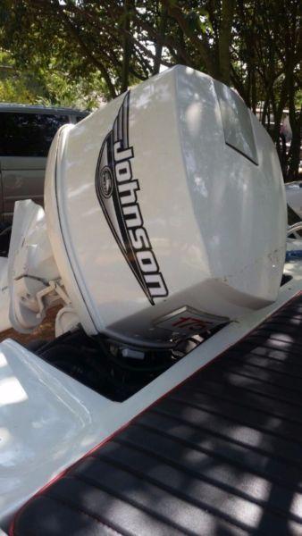 18ft Extaski with brand new seats, comes with 175 Johnson in excellent condition